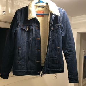 Levi’s Sherpa Lined Trucker Jacket